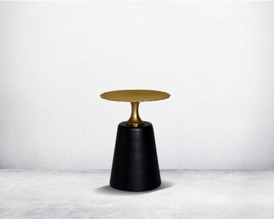 This round end table comes with an antique gold top and black aluminium conical base  This table exudes style & sophistication for any living area.