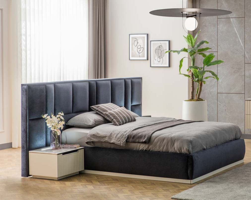 This elegant king bed  The bedside table comes with a glossy blue lacquered border can be found all along with a fabric upholstered headboard with hydraulic lift storage